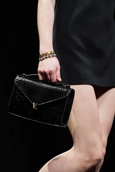 Look 237